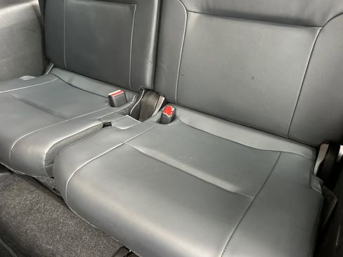 Used 2024 Mitsubishi Outlander SE image 17