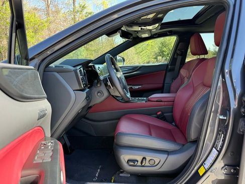 Used 2024 Lexus NX 250 FWD image 26