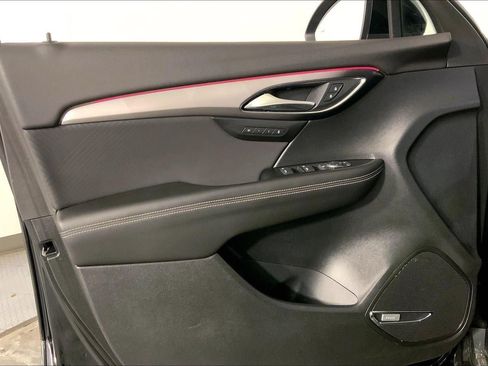 Used 2025 Buick Envision Sport Touring image 24