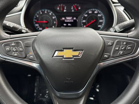 Used 2024 Chevrolet Malibu LT image 19