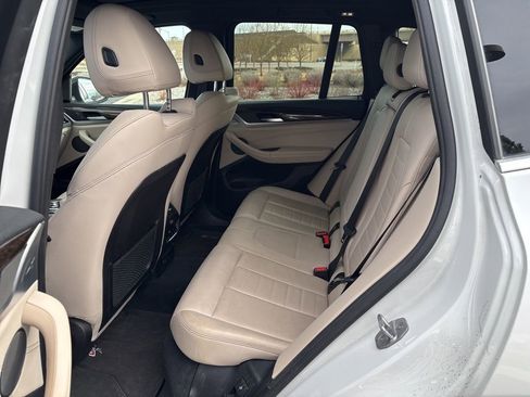 Used 2019 BMW X3 xDrive30i w/ Premium Package image 11