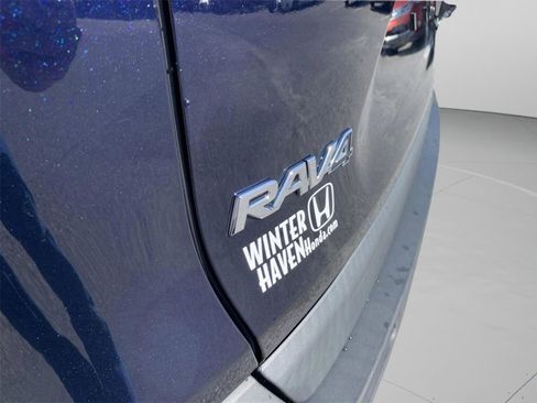 Used 2022 Toyota RAV4 Limited image 34