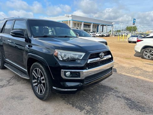Used 2016 Toyota 4Runner Limited RWD image 40