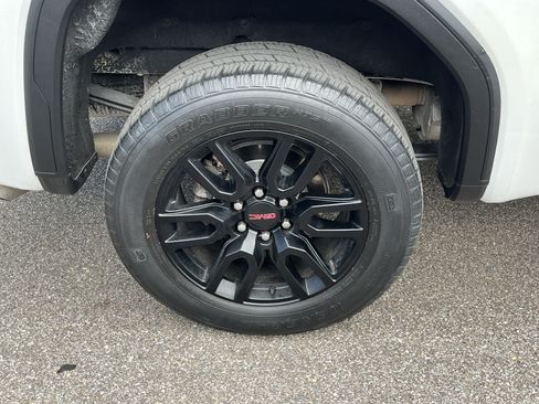 Used 2021 GMC Sierra 1500 Elevation AWD/4WD image 9