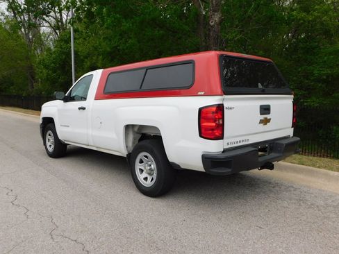 Used 2014 Chevrolet Silverado 1500 W/T w/ Trailering Package image 3