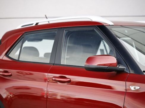 New 2026 Hyundai Venue SEL image 3