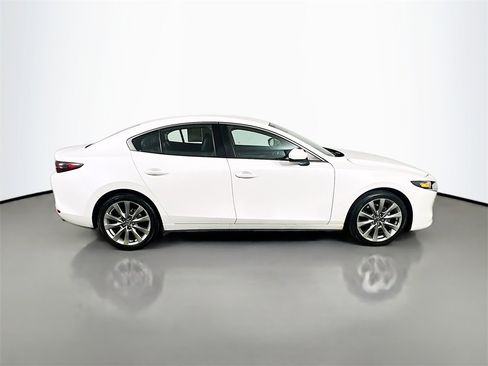 Used 2021 MAZDA MAZDA3 s image 7