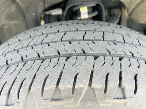 Used 2021 Chevrolet Colorado W/T w/ Custom Special Edition image 35