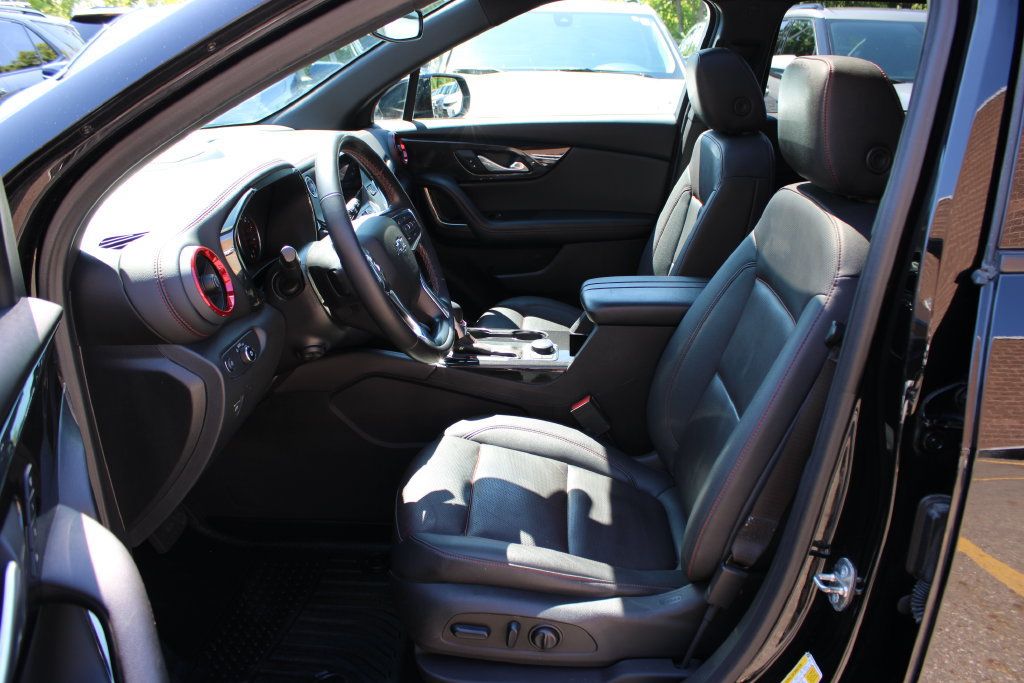 Certified 2022 Chevrolet Blazer RS w/ Enhanced Convenience Package AWD/4WD image 15