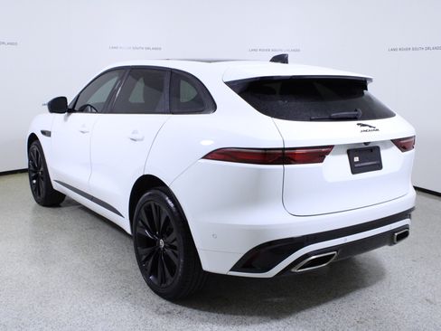 Used 2025 Jaguar F-PACE R-Dynamic S image 5
