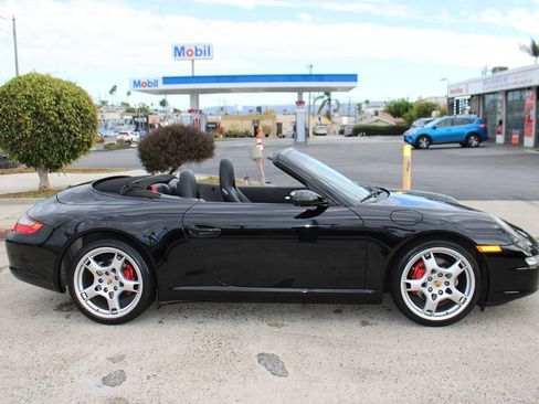 Used 2006 Porsche 911 Carrera RWD image 7