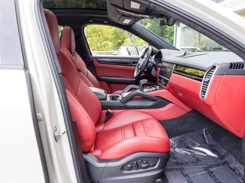 Used 2023 Porsche Cayenne GTS image 65