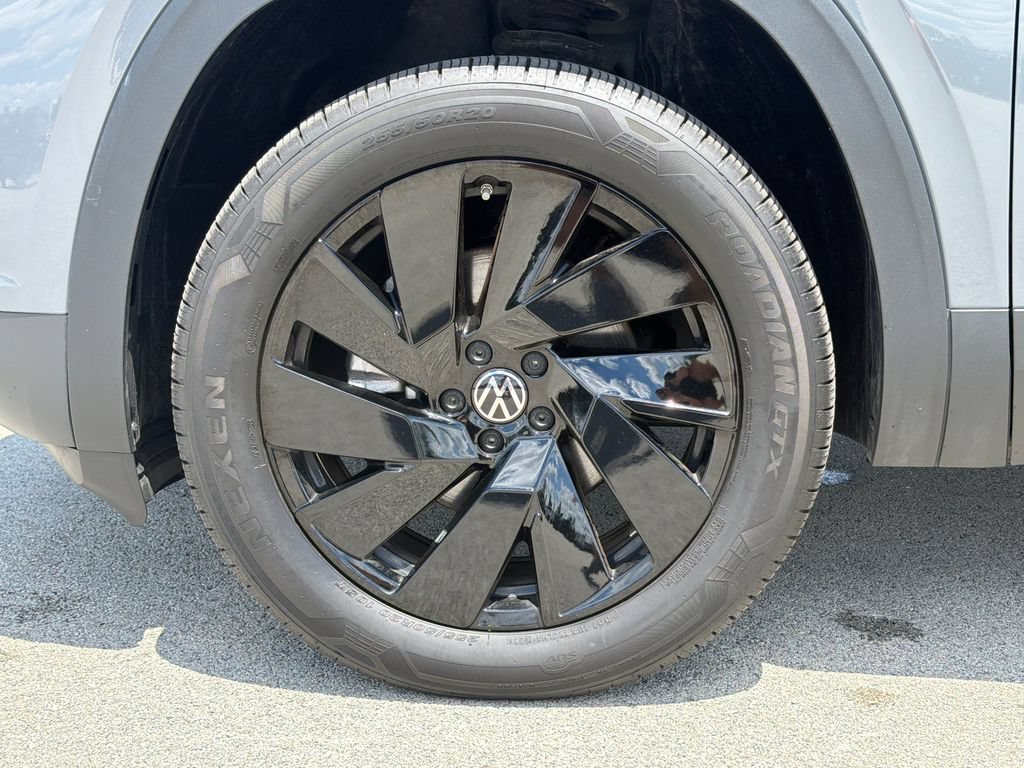 Certified 2026 Volkswagen Atlas SE AWD/4WD image 32