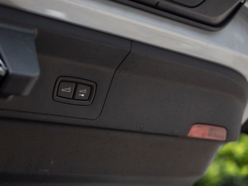 Certified 2025 Porsche Panamera 4 E-Hybrid AWD/4WD image 29