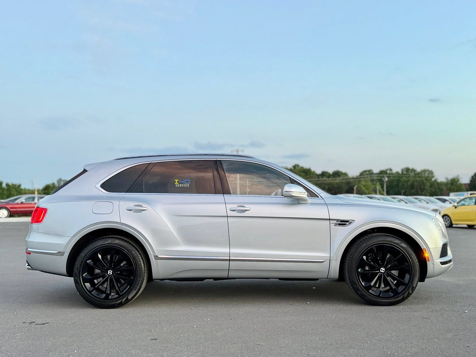 Used 2019 Bentley Bentayga AWD/4WD image 7