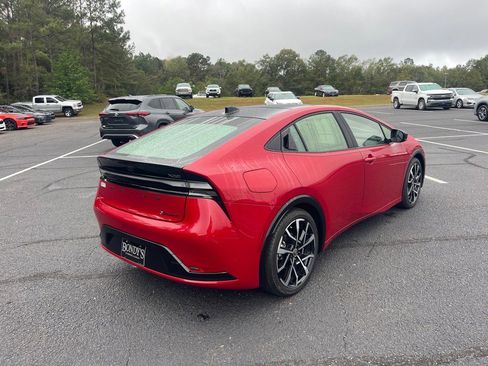 Used 2024 Toyota Prius Prime Premium image 17