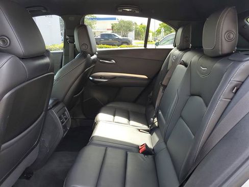Used 2021 Cadillac XT4 Premium Luxury w/ LPO, Onyx Sport Package FWD image 15