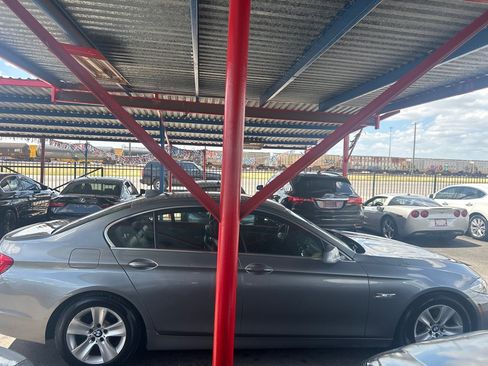 Used 2013 BMW 528i Sedan image 7