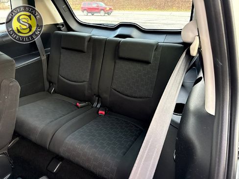 Used 2009 MAZDA MAZDA5 Touring image 15