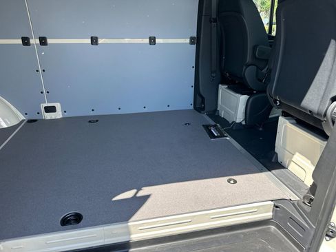New 2025 Mercedes-Benz Sprinter 2500 image 12
