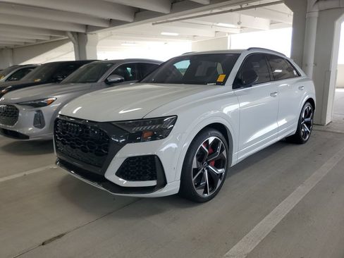 Used 2024 Audi RS Q8 AWD/4WD image 1