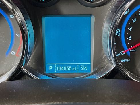 Used 2015 Chevrolet Cruze LT FWD image 13