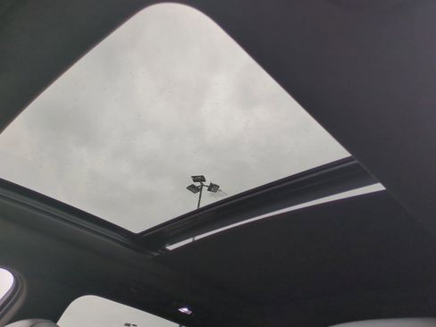 Certified 2023 Cadillac XT6 Premium Luxury image 19