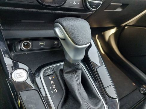 Used 2024 Kia Soul S FWD image 31