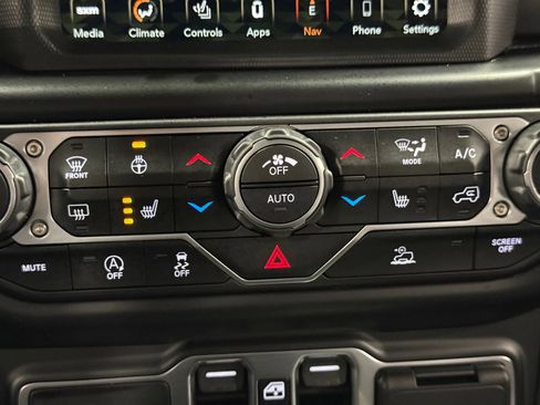 Used 2021 Jeep Gladiator Overland w/ Popular Equipment Package image 35