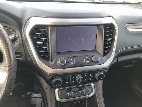 Used 2023 GMC Acadia SLE w/ Driver Convenience Package image 12