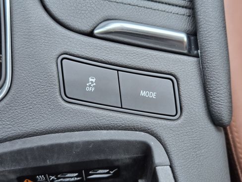 Used 2024 Cadillac XT5 Premium Luxury FWD image 16