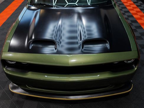 Used 2020 Dodge Challenger SRT Hellcat Redeye RWD image 12