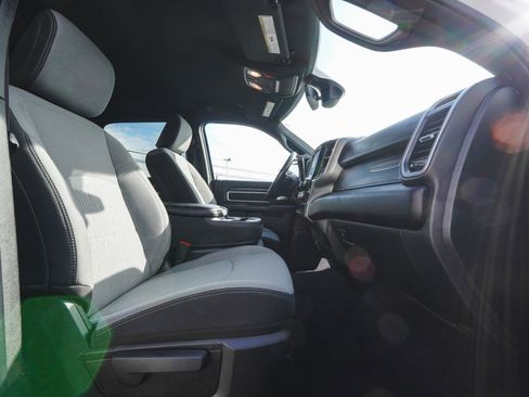 Used 2024 RAM 2500 Big Horn image 39