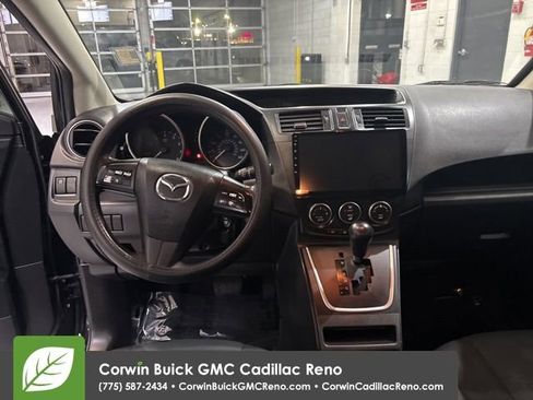 Used 2014 MAZDA MAZDA5 Sport image 18