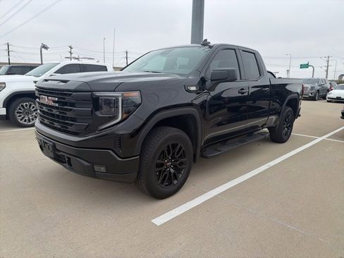 Used 2025 GMC Sierra 1500 Elevation image 2