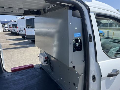 Used 2022 Ford Transit Connect XL FWD image 11