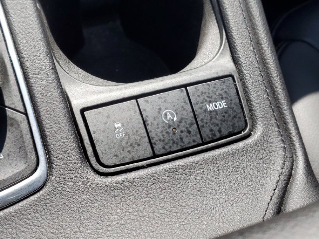 Certified 2019 Cadillac XT4 Sport w/ Cold Weather Package AWD/4WD image 31