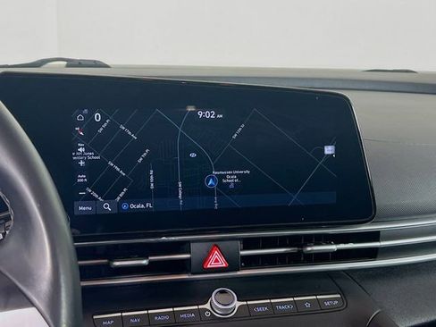 Used 2023 Hyundai Elantra SEL w/ Convenience Package FWD image 15
