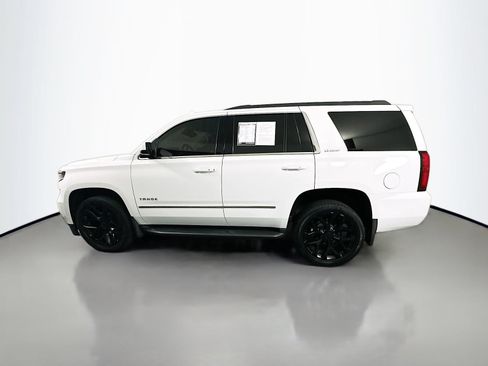 Used 2019 Chevrolet Tahoe LT w/ Luxury Package AWD/4WD image 4