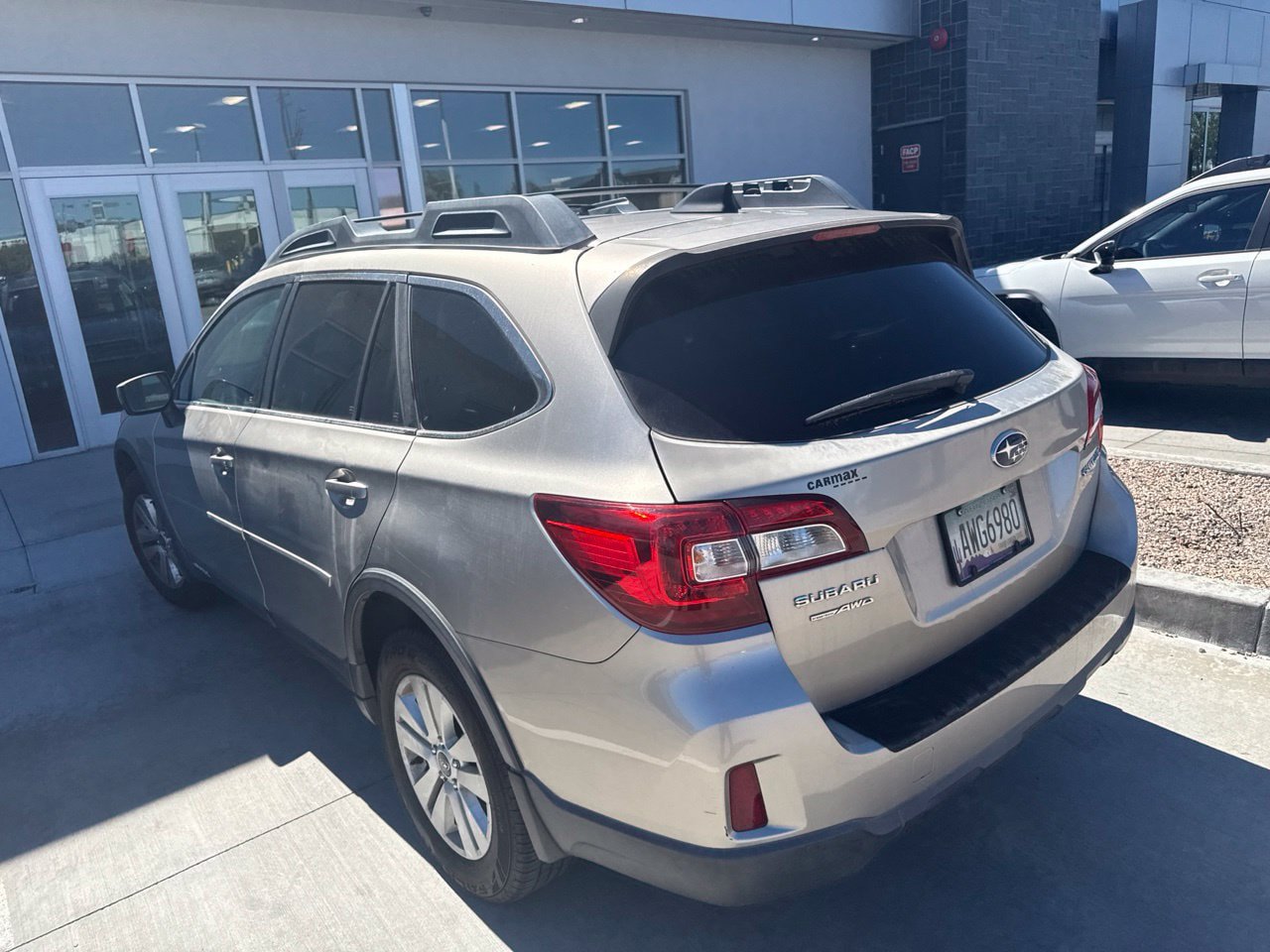 Used 2016 Subaru Outback 2.5i Premium AWD/4WD image 9