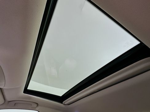 Used 2014 INFINITI Q50 Premium w/ Navigation Package image 26