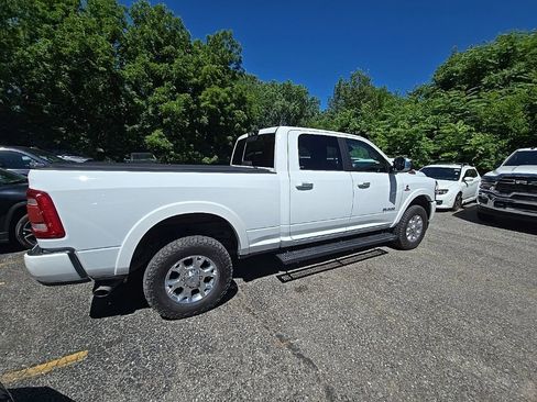 Used 2022 RAM 2500 Laramie AWD/4WD image 8