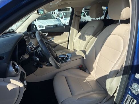 Used 2017 Mercedes-Benz GLC 300 4MATIC Coupe image 7