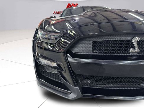 Used 2022 Ford Mustang Shelby GT500 w/ Technology Package RWD image 12