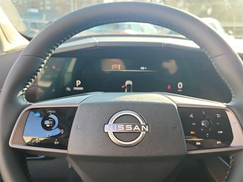 New 2026 Nissan Murano Platinum image 9