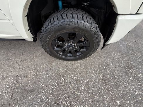 Used 2021 RAM 2500 Limited image 17