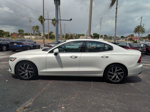 Used 2020 Volvo S60 T5 Momentum FWD image 8