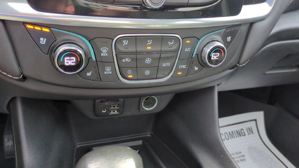 Used 2022 Chevrolet Traverse Premier w/ Redline Edition FWD image 21