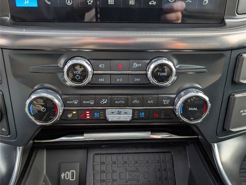 Used 2025 Ford F150 Raptor image 35