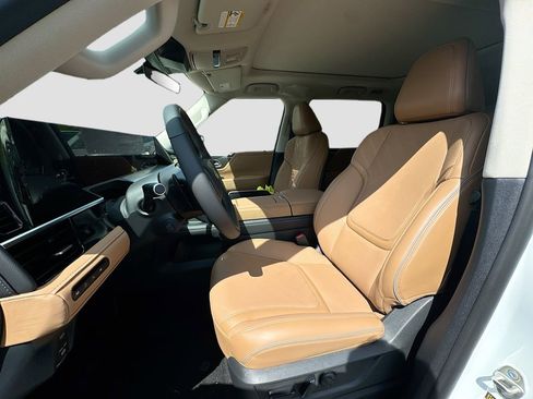 New 2026 INFINITI QX80 Luxe w/ Cargo Package RWD image 22